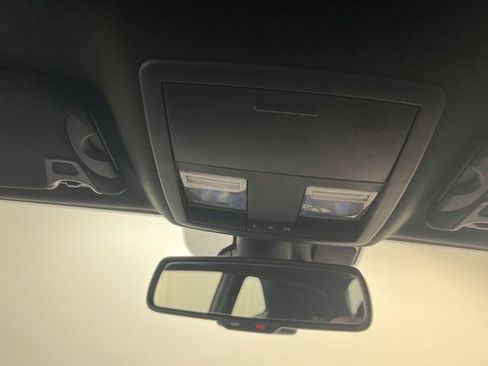 Used 2022 Dodge Challenger R/T image 28