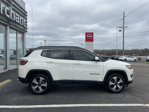 Used 2018 Jeep Compass Latitude w/ Popular Equipment Group image 22