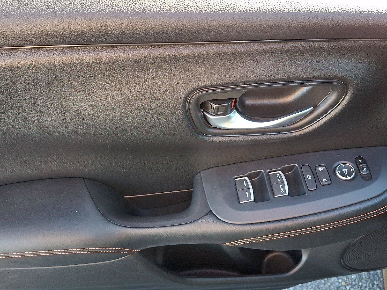 Used 2024 Honda HR-V Sport image 12