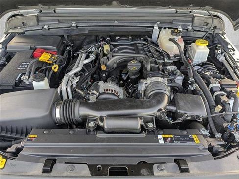 Used 2022 Jeep Gladiator Overland AWD/4WD image 21