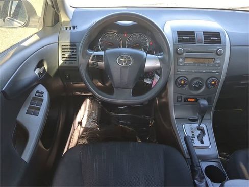 Used 2011 Toyota Corolla S image 15