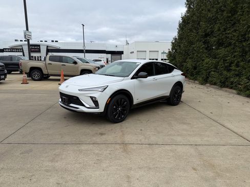 New 2026 Buick Envista Sport Touring image 7