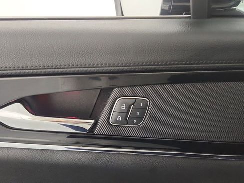 Used 2022 Lincoln Nautilus Reserve image 28