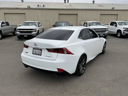 Used 2016 Lexus IS 200t w/ F Sport Package RWD image 10