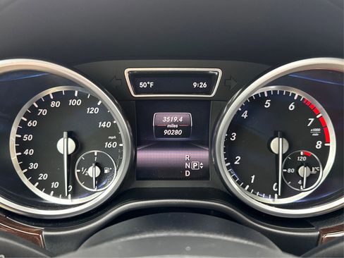 Used 2015 Mercedes-Benz GL 450 4MATIC w/ Parking Assist Package image 17