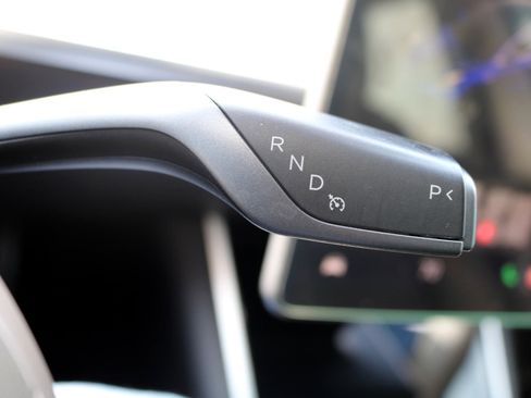 Used 2019 Tesla Model 3 Performance image 43
