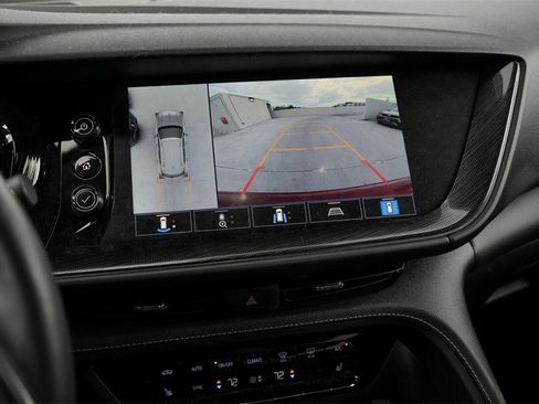 Used 2022 Buick Envision Essence w/ Technology Package I image 17