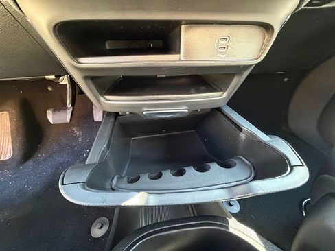 New 2026 Chrysler Pacifica Select w/ S Appearance Package FWD image 23