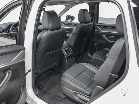 Used 2024 MAZDA CX-90 Plug-In Hybrid w/ Premium Pkg image 28