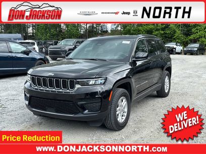Used 2024 Jeep Grand Cherokee Laredo