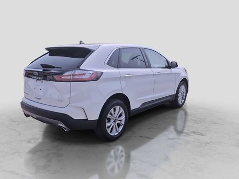 Used 2024 Ford Edge Titanium AWD/4WD image 8