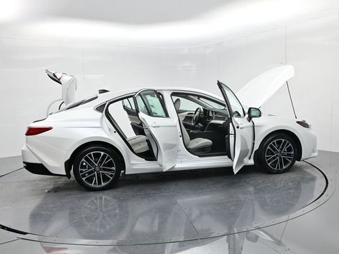 New 2026 Toyota Camry XLE image 68