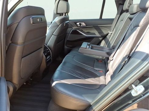 Used 2025 BMW X5 xDrive50e AWD/4WD image 23