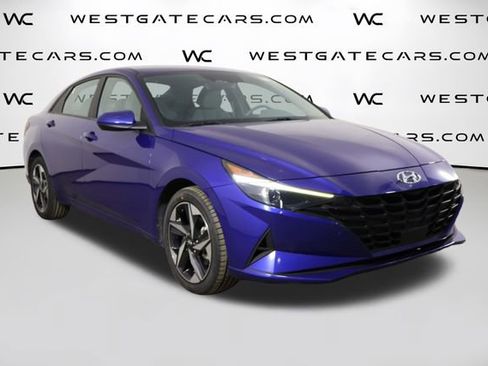 Used 2023 Hyundai Elantra SEL w/ Convenience Package FWD image 41