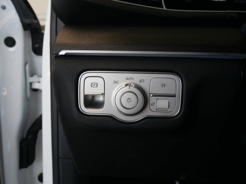 Used 2024 Mercedes-Benz GLE 450 4MATIC image 22