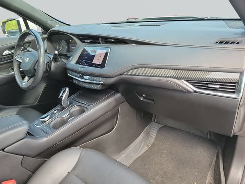 Used 2023 Cadillac XT4 Sport FWD image 22