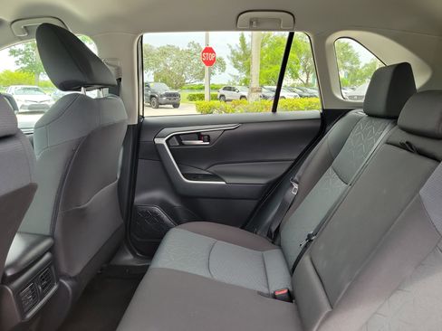 Certified 2025 Toyota RAV4 XLE AWD/4WD image 14