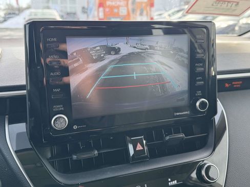 Certified 2022 Toyota Corolla LE image 24