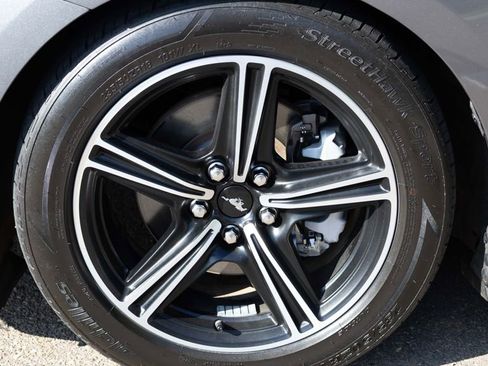 Used 2024 Ford Mustang Premium image 8