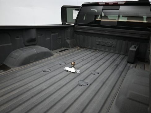 Used 2024 Chevrolet Silverado 3500 High Country w/ High Country Premium Package image 22