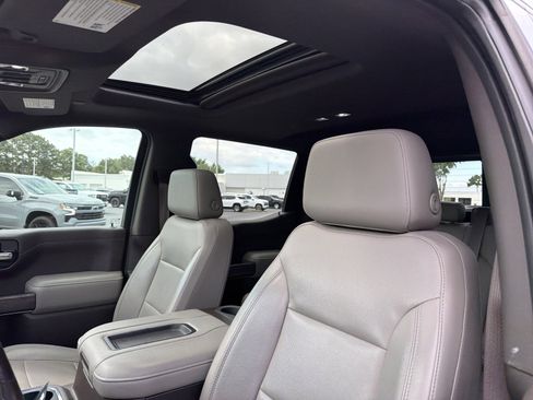 Used 2019 Chevrolet Silverado 1500 LTZ w/ LTZ Premium Package RWD image 27