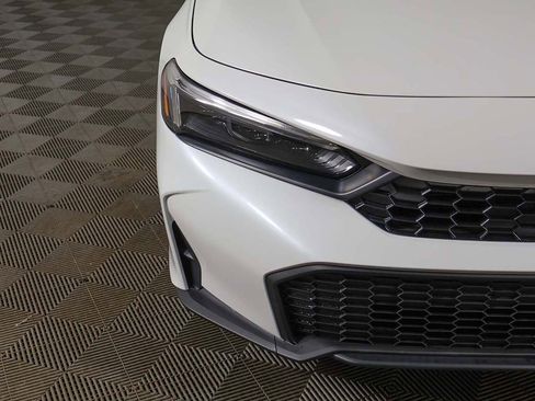 Used 2025 Honda Civic Sport image 11