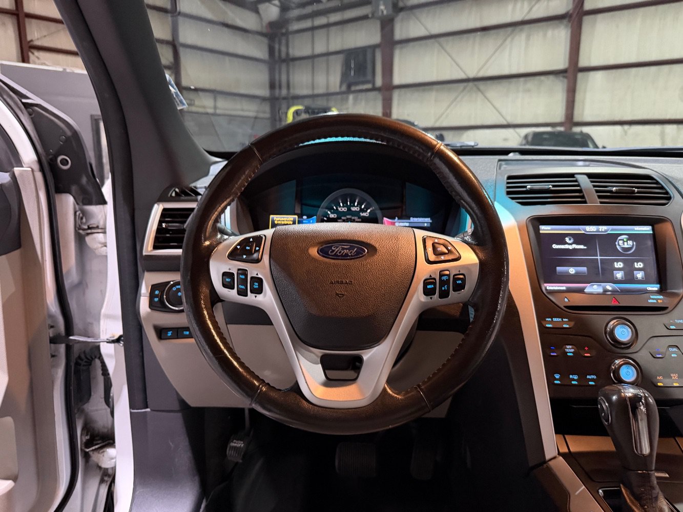 Used 2011 Ford Explorer XLT w/ 202A Rapid Spec Order Code FWD image 30