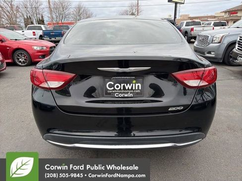 Used 2015 Chrysler 200 Limited image 6