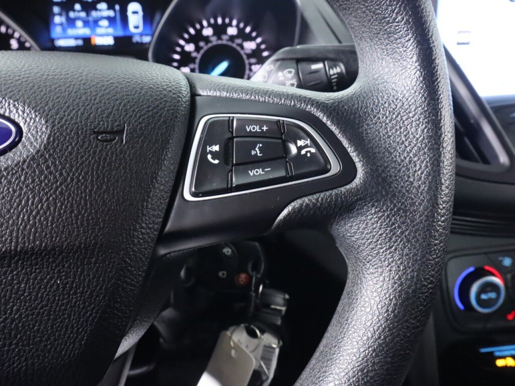 Used 2018 Ford Escape SE w/ SE Sync 3 Package AWD/4WD image 13