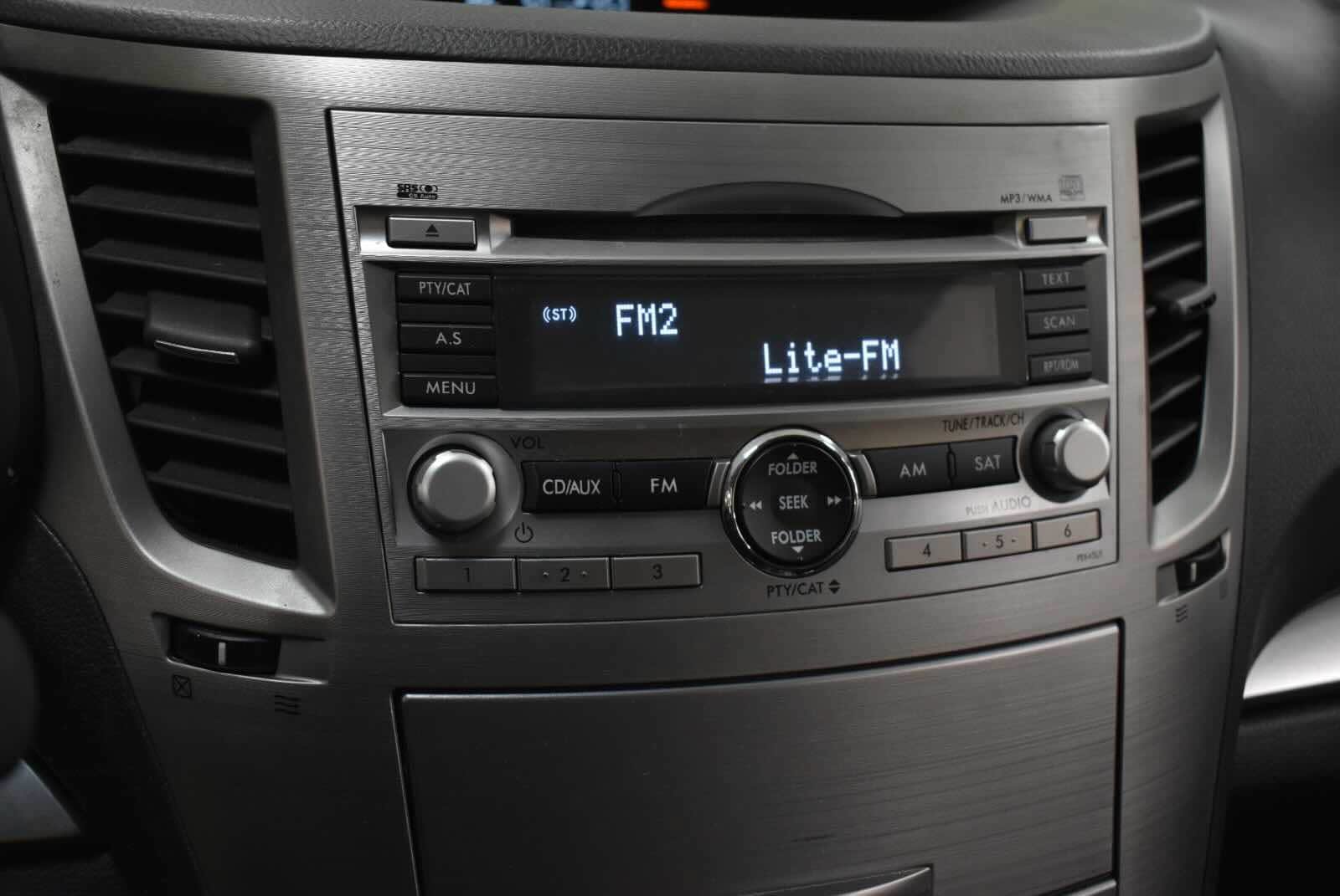 Used 2011 Subaru Outback 2.5i Premium w/ All-Weather Pkg AWD/4WD image 22