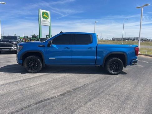 Used 2023 GMC Sierra 1500 Elevation w/ X31 Off-Road Package image 8
