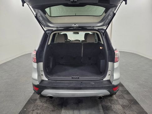 Used 2018 Ford Escape SE image 29