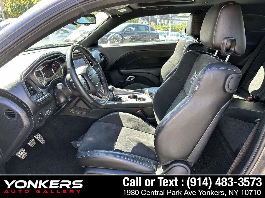 Used 2022 Dodge Challenger R/T Scat Pack RWD image 9