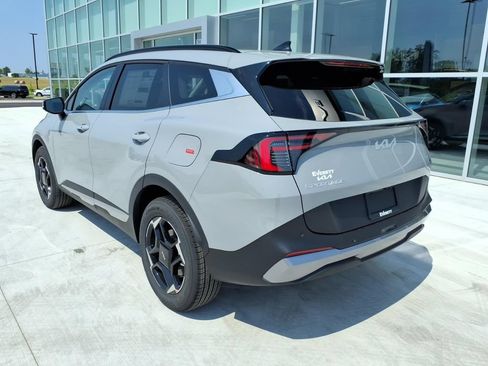 New 2026 Kia Sportage EX w/ EX Panorama Roof Package AWD/4WD image 5