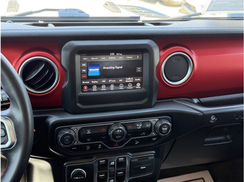 Used 2018 Jeep Wrangler Unlimited Rubicon AWD/4WD image 45