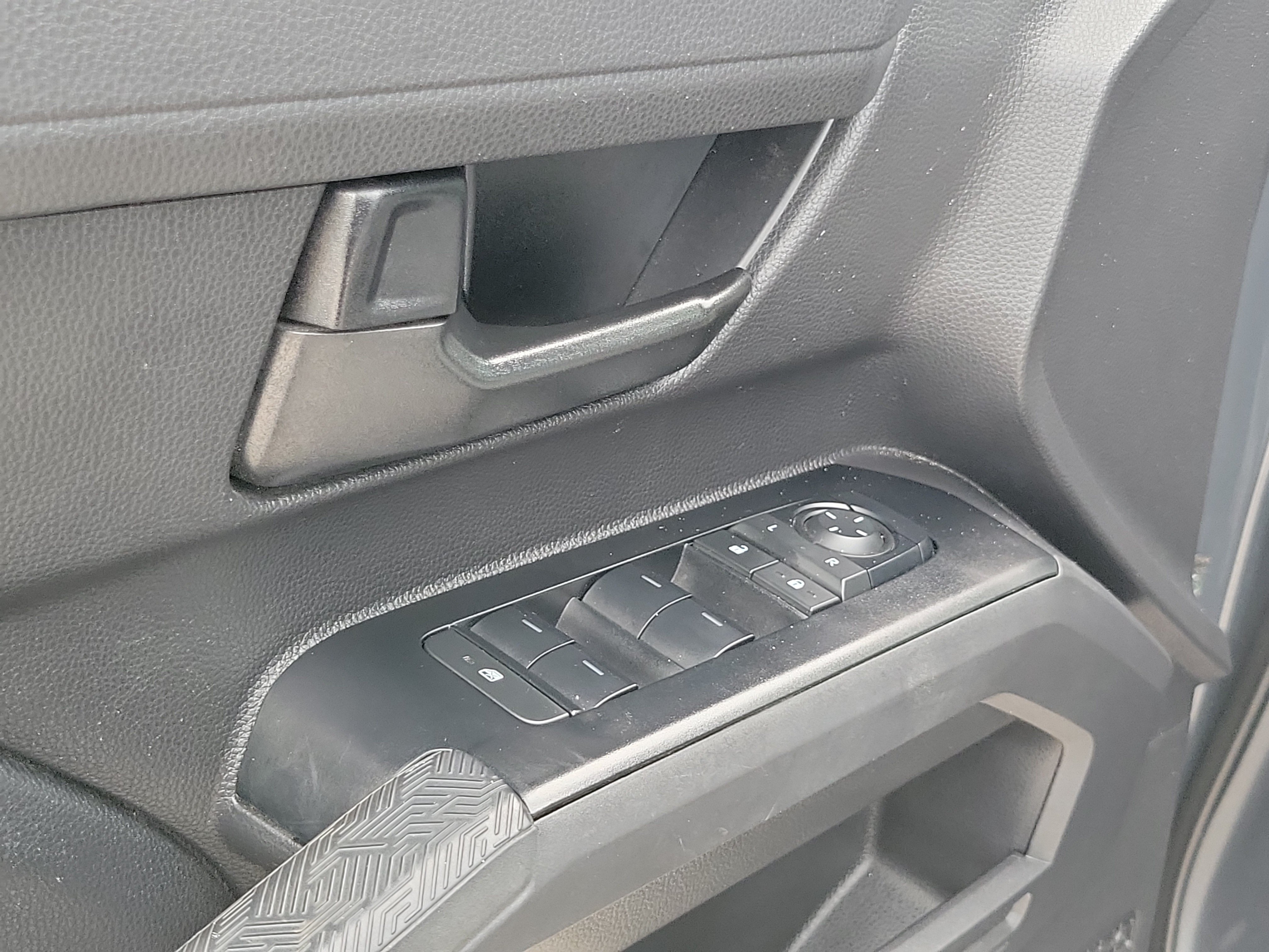 Certified 2025 Toyota Tacoma SR5 RWD image 20