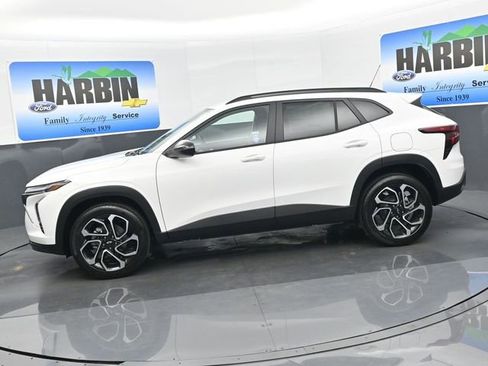 New 2026 Chevrolet Trax RS w/ Driver Confidence Package image 2