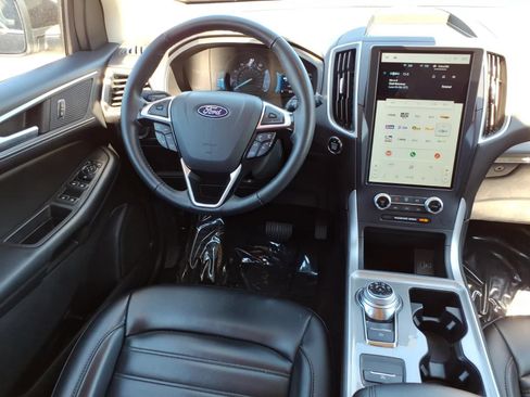 Used 2024 Ford Edge SEL AWD/4WD image 19