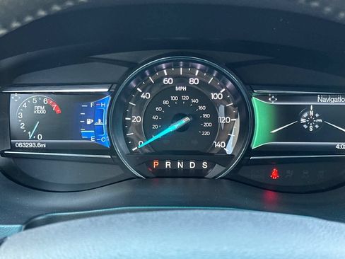 Used 2016 Ford Explorer XLT w/ Equipment Group 202A FWD image 25