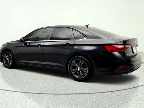 Used 2022 Volkswagen Jetta SE FWD image 7