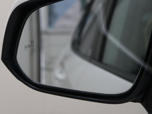 Certified 2025 Toyota RAV4 XLE FWD image 21
