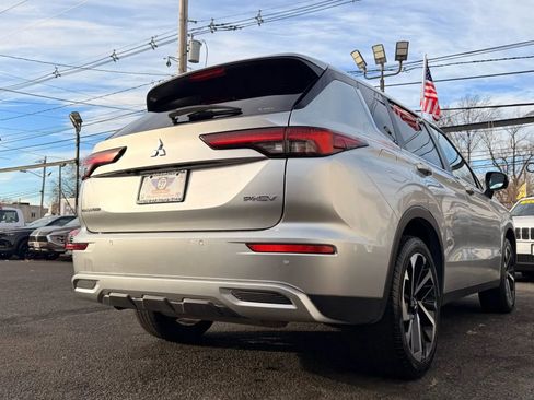 Used 2024 Mitsubishi Outlander Ralliart image 9