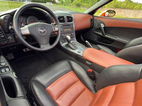 Used 2008 Chevrolet Corvette Convertible w/ Preferred Equipment Group RWD image 57