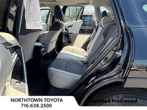 Used 2023 Toyota RAV4 XLE w/ Convenience Package image 14