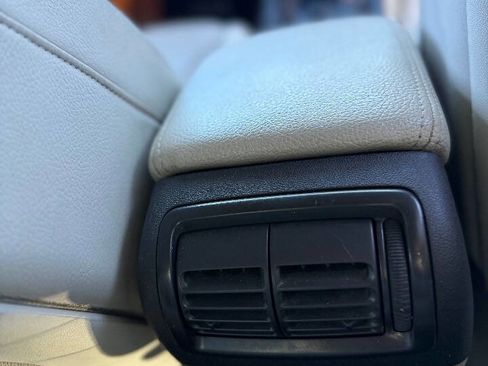 Used 2004 Saab 9-3 Arc image 17