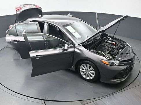Used 2019 Toyota Camry LE w/ Convenience Package FWD image 49