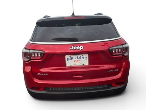 Used 2025 Jeep Compass Limited AWD/4WD image 19