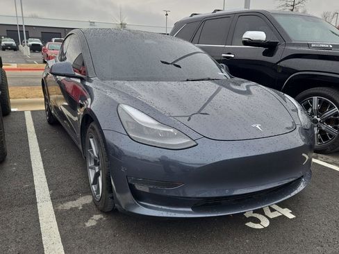 Used 2022 Tesla Model 3 image 4