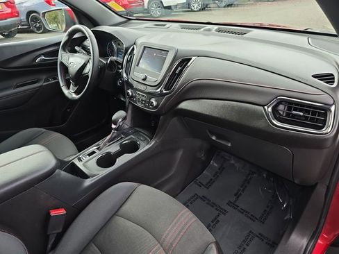 Certified 2024 Chevrolet Equinox RS image 30