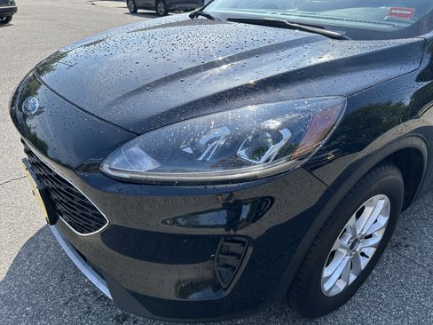 Used 2020 Ford Escape SE AWD/4WD image 9